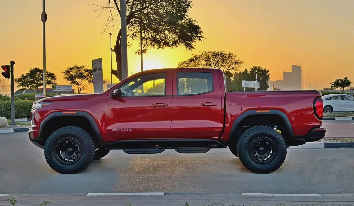 2025 GMC Canyon AT4X, Dealer Warranty and Service Package, GCC Specs-3-3