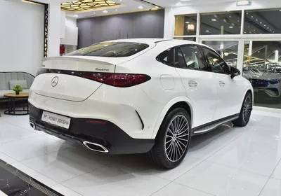 AED 4,462 EMi at 0% DP | Mercedes Benz GLC200 4Matic ( 2025 Model ) in White Color GCC Specs-5