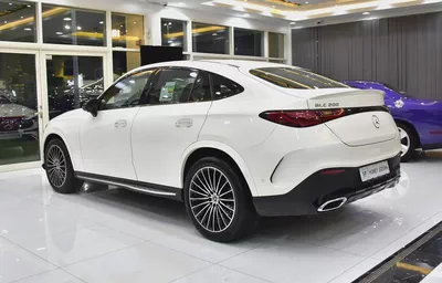 AED 4,462 EMi at 0% DP | Mercedes Benz GLC200 4Matic ( 2025 Model ) in White Color GCC Specs-6
