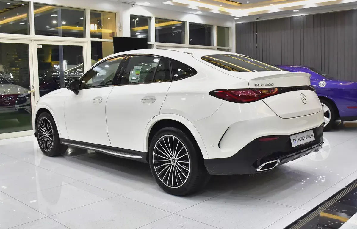 AED 4,462 EMi at 0% DP | Mercedes Benz GLC200 4Matic ( 2025 Model ) in White Color GCC Specs-6-6