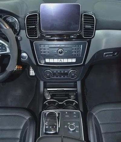 AED 2,161 EMi at 0% DP | Mercedes Benz GLE63 ( 2019 Model ) in Grey Color European Specs-14