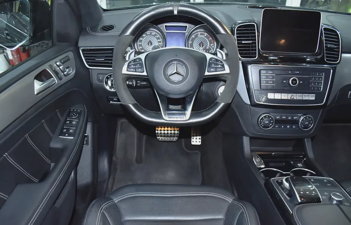 AED 2,161 EMi at 0% DP | Mercedes Benz GLE63 ( 2019 Model ) in Grey Color European Specs-11-11