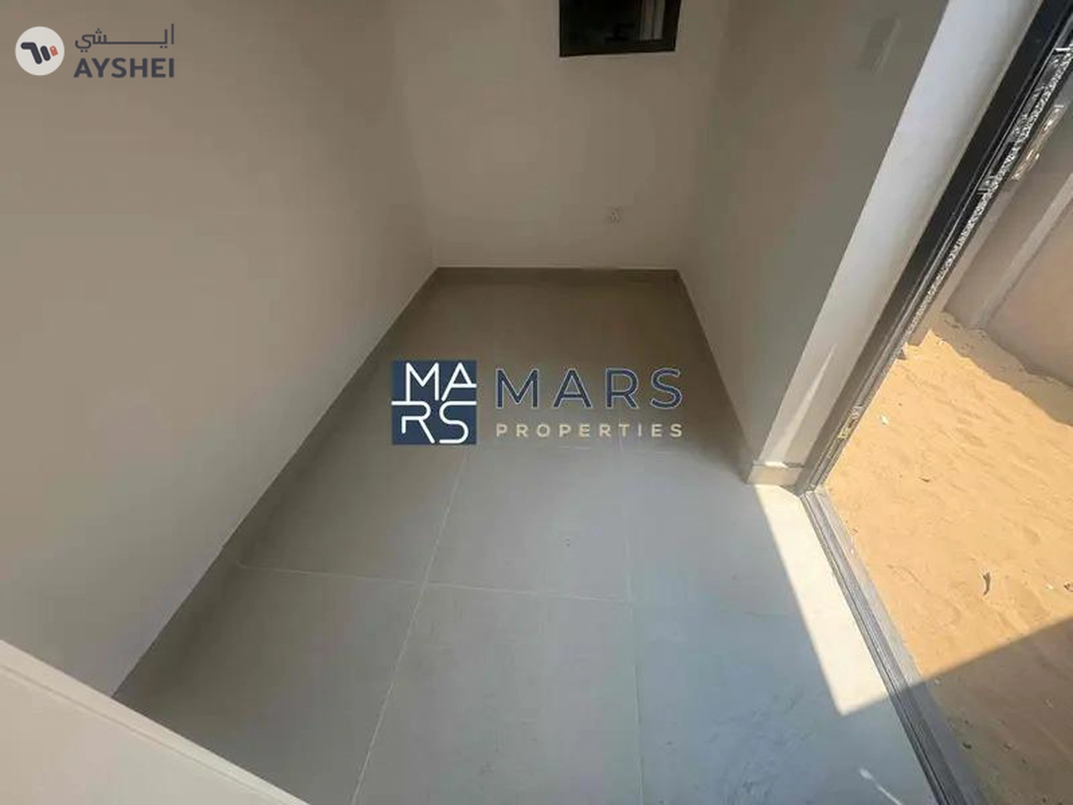 The Cozy & Modern Living Style Brand New 5 Bedroom villa in Masaar