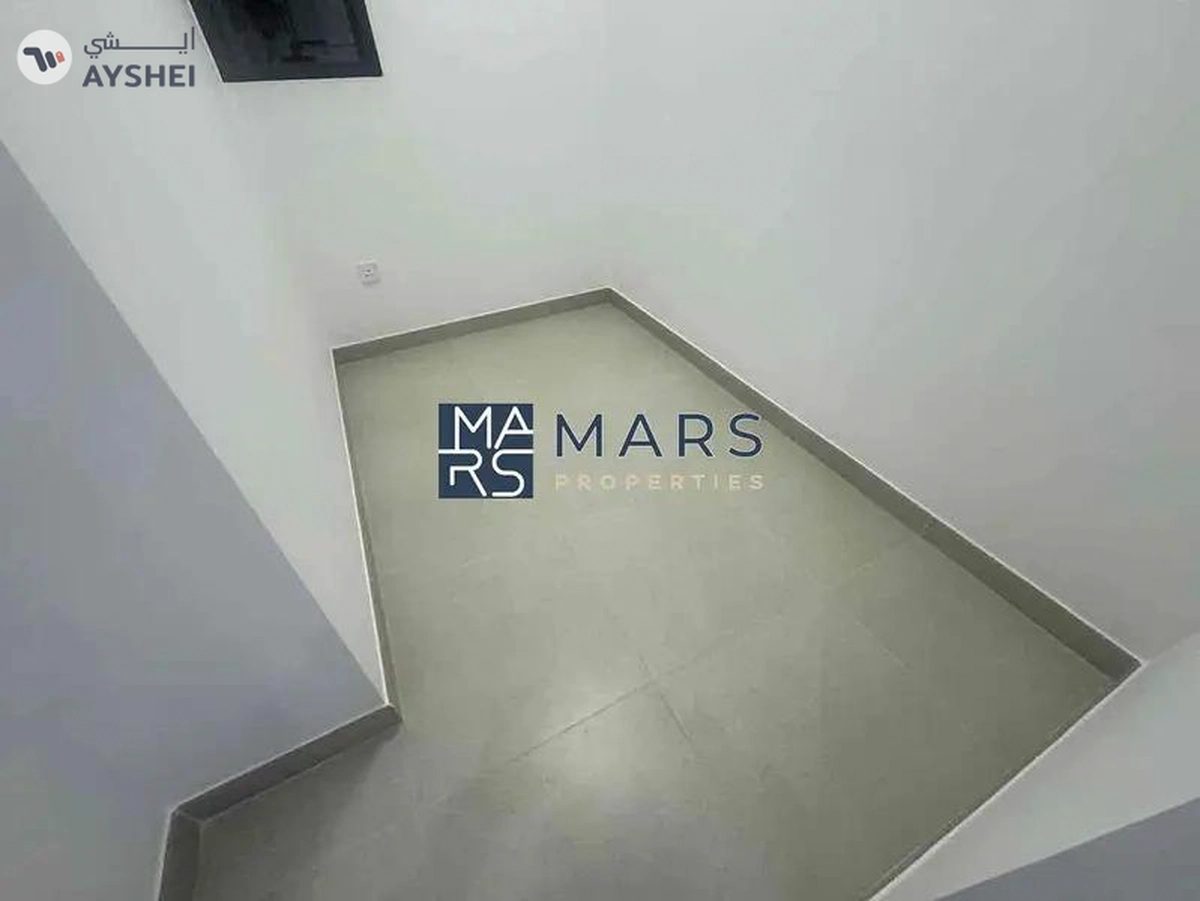 The Cozy & Modern Living Style Brand New 5 Bedroom villa in Masaar