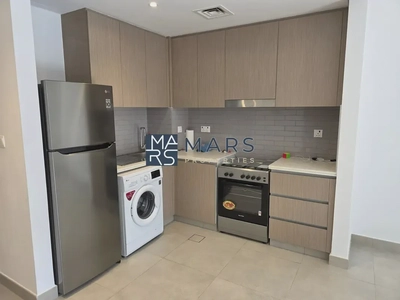 🌊 Sea Breeze Living | 1BR with Pool View!-2