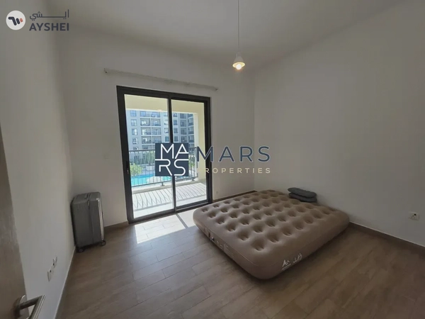 🌊 Sea Breeze Living | 1BR with Pool View!