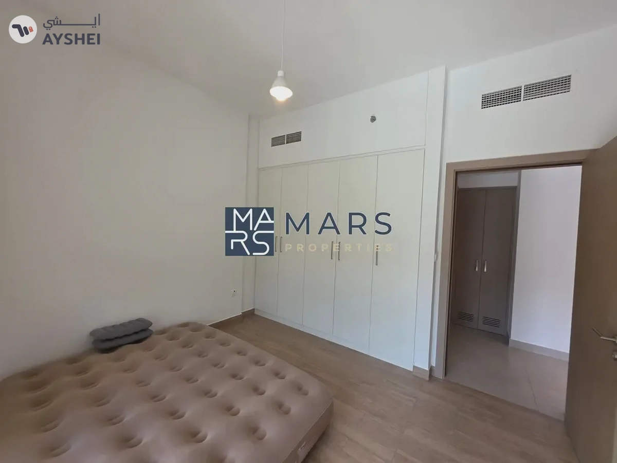 🌊 Sea Breeze Living | 1BR with Pool View!-8-8