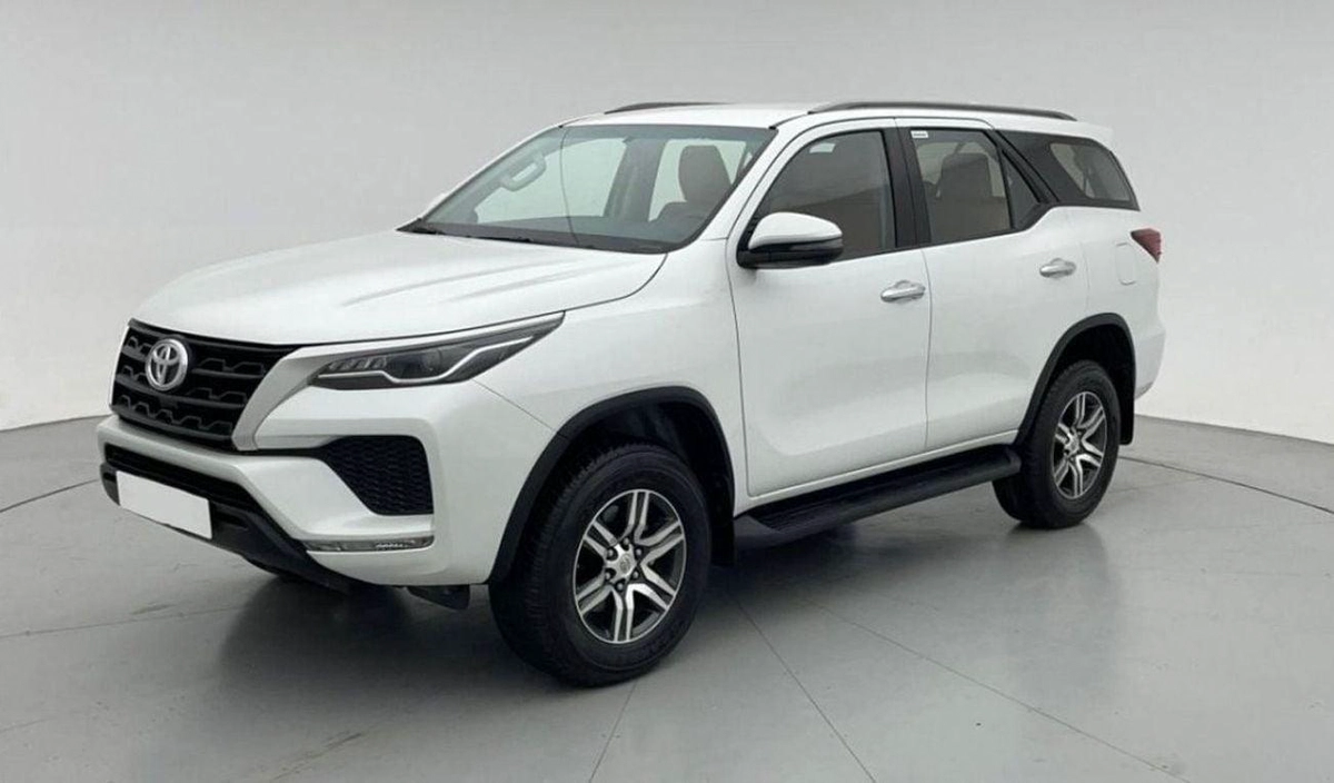 Toyota Fortuner 2.4L Diesel AT 4X4 2025-1-1