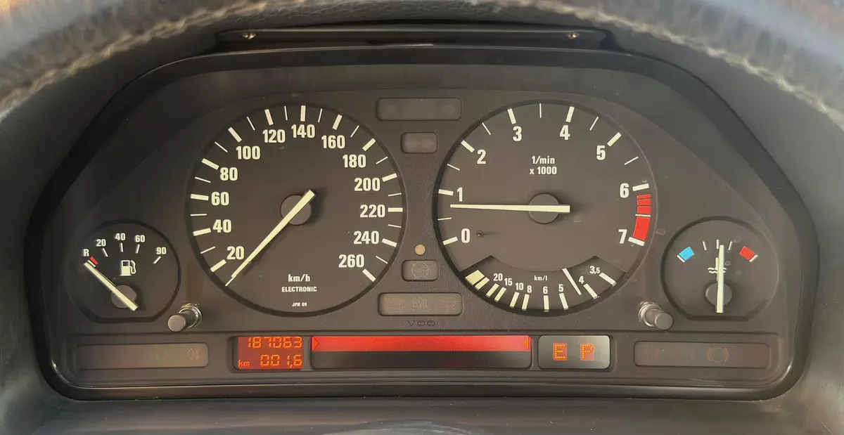 1991 BMW 7-Series 735i - Japanese Specs - Immaculate Condition-15-15