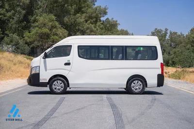 2022 Nissan Urvan NV350  13 Seater High Roof Van -Petrol - GCC - Manual Transmission-5