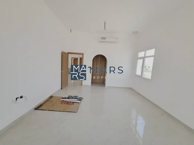 🌟 Luxurious 4-Bedroom Standalone Villa for Rent in Hoshi, Sharjah – AED 150,000/year 🌟-13