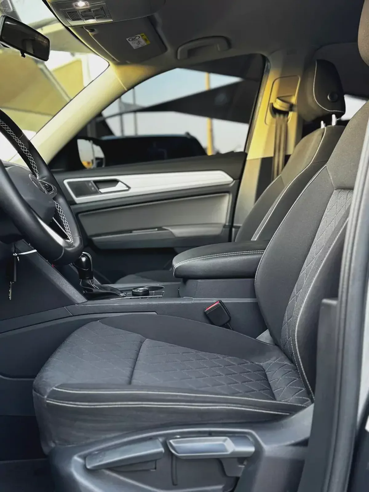 (2022) VOLKSWAGEN TERAMONT //GCC// LOW MILLAGE//ORIGINAL PAINT//EXCELLENT CONDITION//-11-11