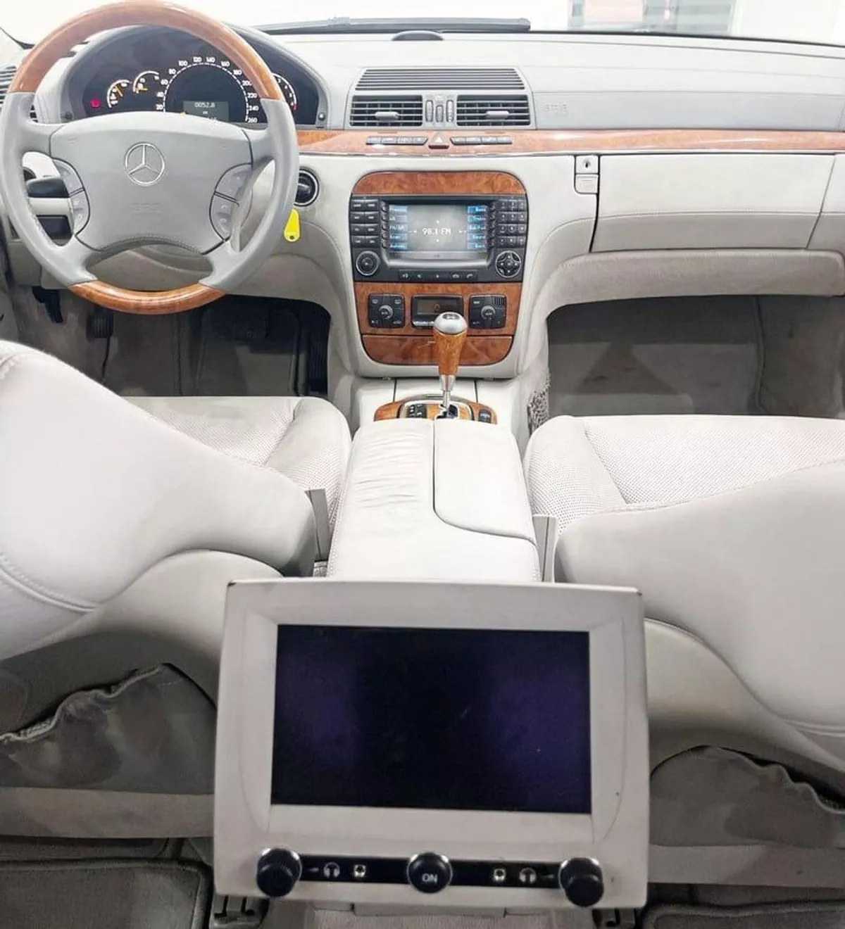 Mercedes Benz S500 STANDARD STD V8 5.0L-8CYL - EXCELLENT CONDITION - VAT INCLUSIVE PRICE-9-0