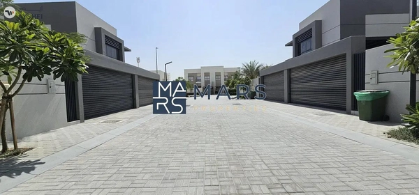 🏡 Luxurious 3-Bedroom Standalone Villa for Rent in Sharjah Garden City – AED 135,000/year 🌟