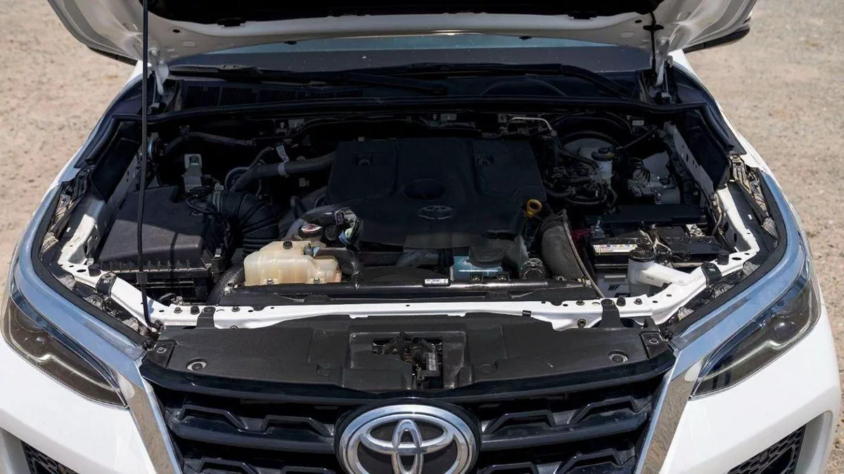 Toyota Fortuner VX2 PLUS TOYTA FORTUNER 2.8 DIESEL FULL PTION AT 4X4-19-0