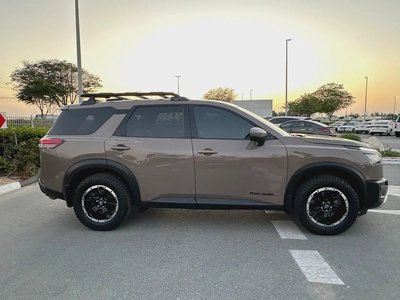 2024 Nissan Pathfinder - American Specs - Brand New-5
