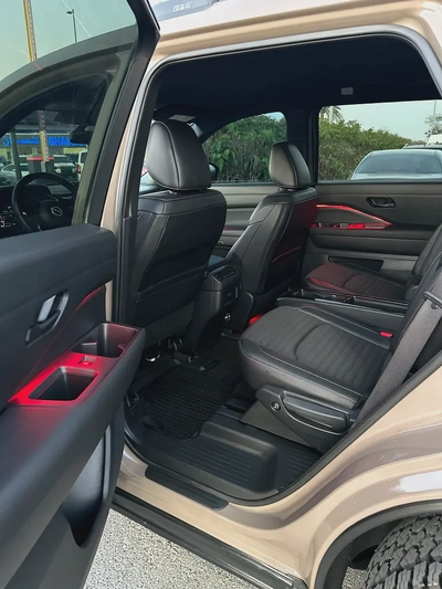 2024 Nissan Pathfinder - American Specs - Brand New-10