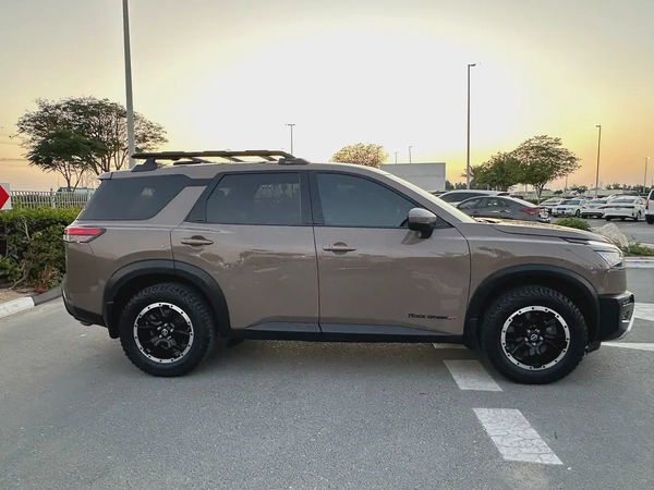 2024 Nissan Pathfinder - American Specs - Brand New