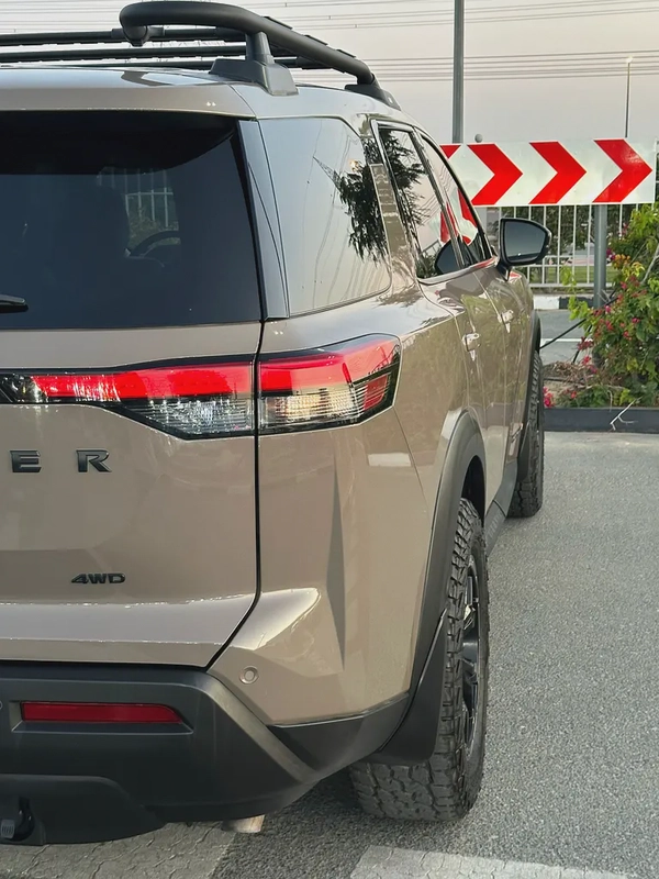 2024 Nissan Pathfinder - American Specs - Brand New