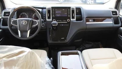 Toyota Granvia PREMIUM TOYOTA GRANVIA 2.8L WAGON 6 SEATS AT WG3-12