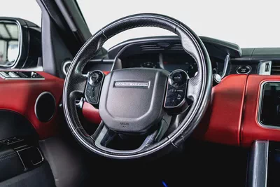Range Rover Sport V8 Dynamic-GCC-22 Inch Rims-Black Contracting Roof-Red Interior-10
