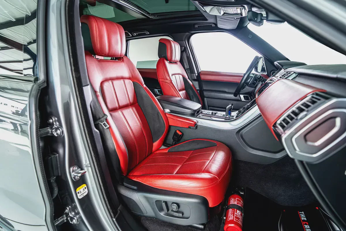 Range Rover Sport V8 Dynamic-GCC-22 Inch Rims-Black Contracting Roof-Red Interior-11-11