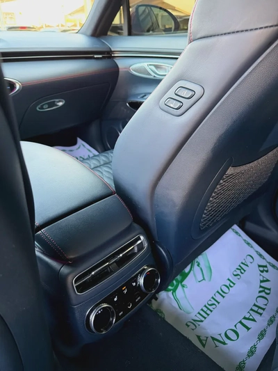 GENESIS GV70–3.5 –GCC—FREE ACCIDENT—ORIGINAL PAINT—FULL OPTION SERVICE HISTORY AGENCY EXCELLENT COND-10