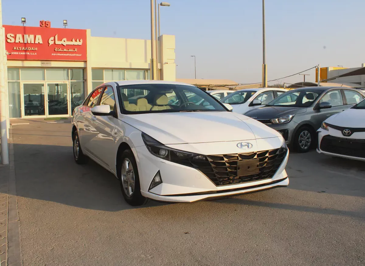 2023 Hyundai Elantra GCC Orginal paint-2-2