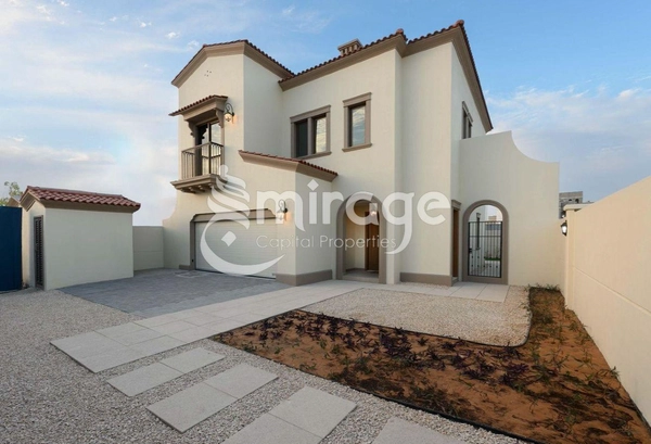 Spacious 4BR Villa | Ideal Community | Cordoba