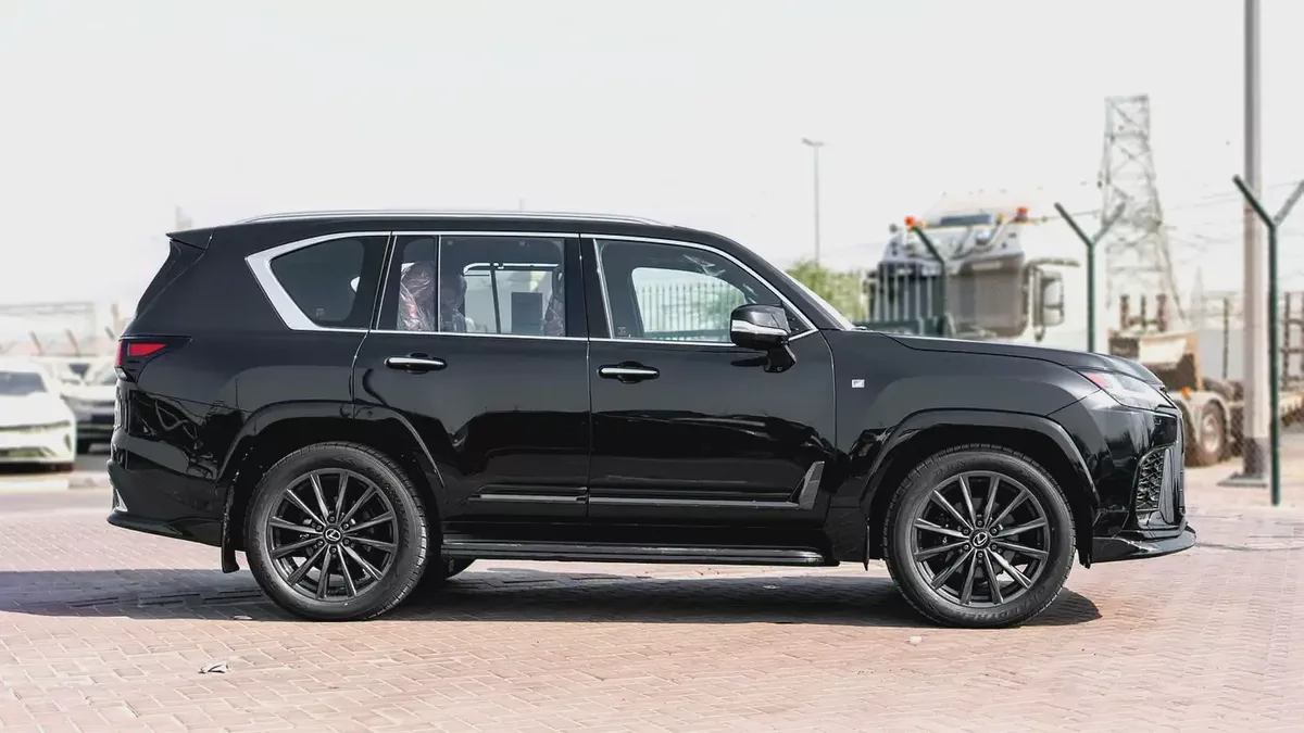 LEXUS LX700H F-SPORT MODEL 2025 GCC SPECS-3-3