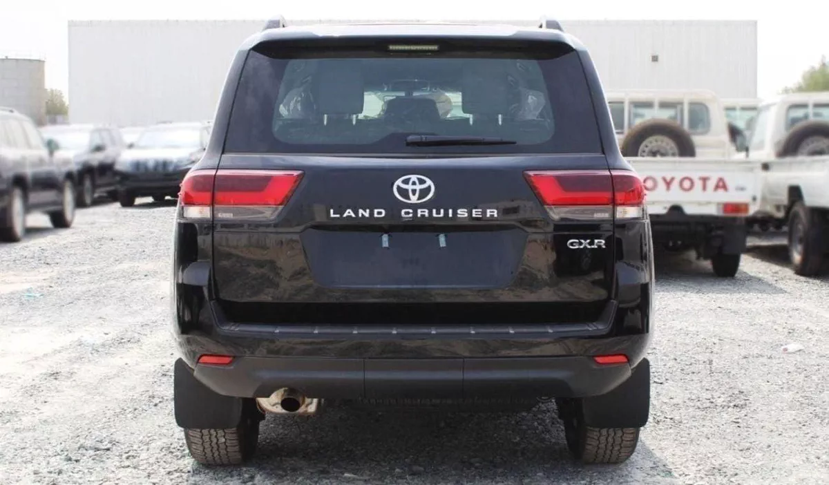 Toyota Land Cruiser GXR LAND CRUISER GXR 4.0L V6 PETROL-3-0