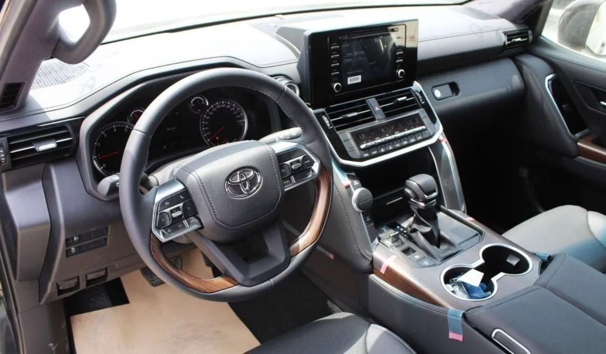 Toyota Land Cruiser GXR LAND CRUISER GXR 4.0L V6 PETROL-5-0