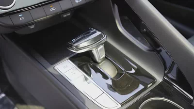 2025 HYUNDAI ELANTRA 1.5L CHINESE SPECS BRAND NEW-9