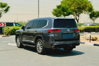 Toyota Land Cruiser 3.5L VXR 2022 GCC Specs Very Good Condition-4