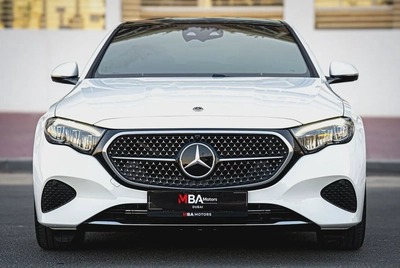 2025 Mercedes-Benz E200 | 0 kms | AMG Package-1
