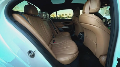 2025 Mercedes-Benz E200 | 0 kms | AMG Package-17