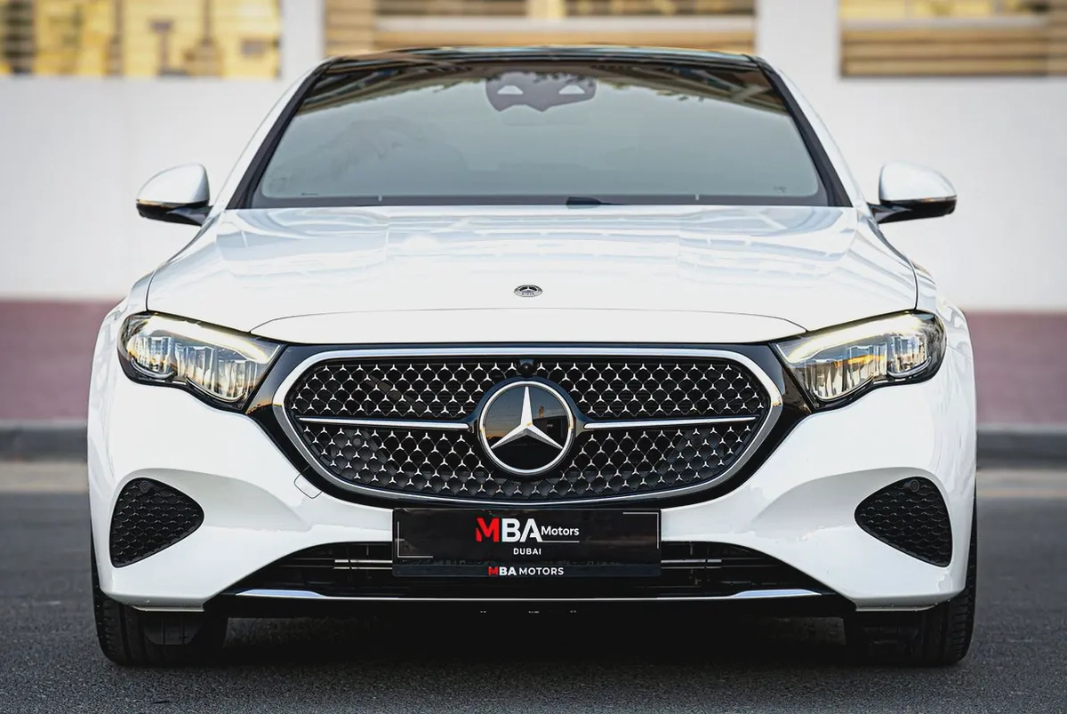 2025 Mercedes-Benz E200 | 0 kms | AMG Package-1-1
