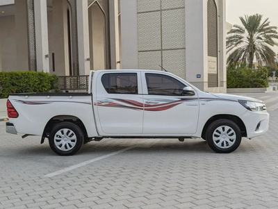 Toyota Hilux Double Cab 4X2 GCC Premium Condition Clean Inside Out With Low KM-14