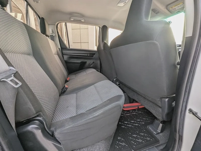 Toyota Hilux Double Cab 4X2 GCC Premium Condition Clean Inside Out With Low KM-6