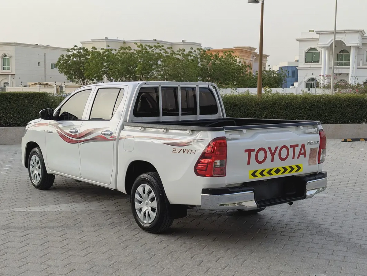 Toyota Hilux Double Cab 4X2 GCC Premium Condition Clean Inside Out With Low KM