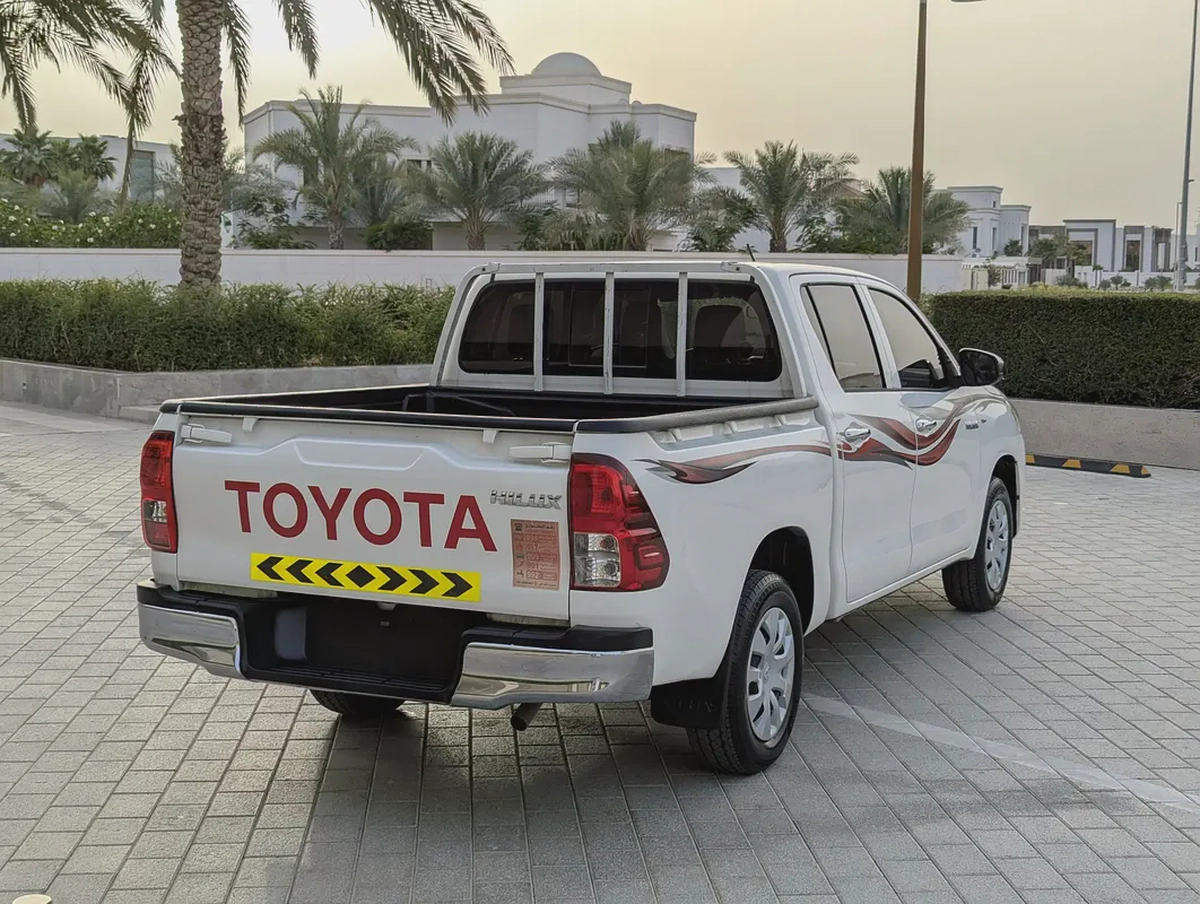 Toyota Hilux Double Cab 4X2 GCC Premium Condition Clean Inside Out With Low KM
