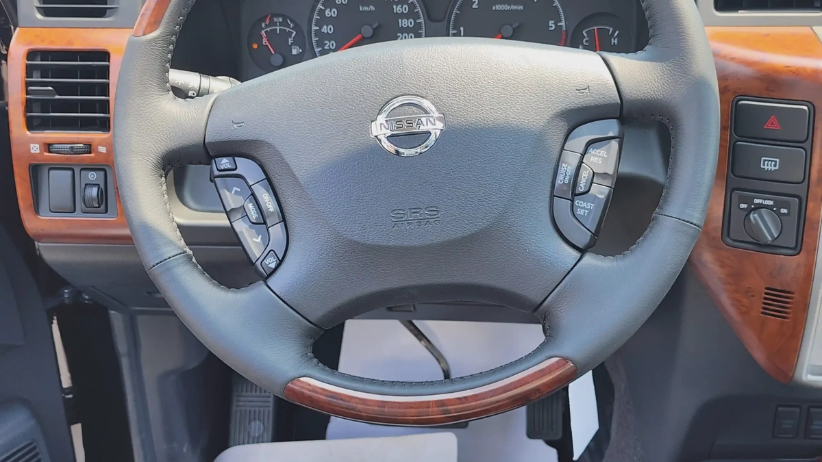 2024 Nissan Patrol Safari GRX 4X4 (Black)