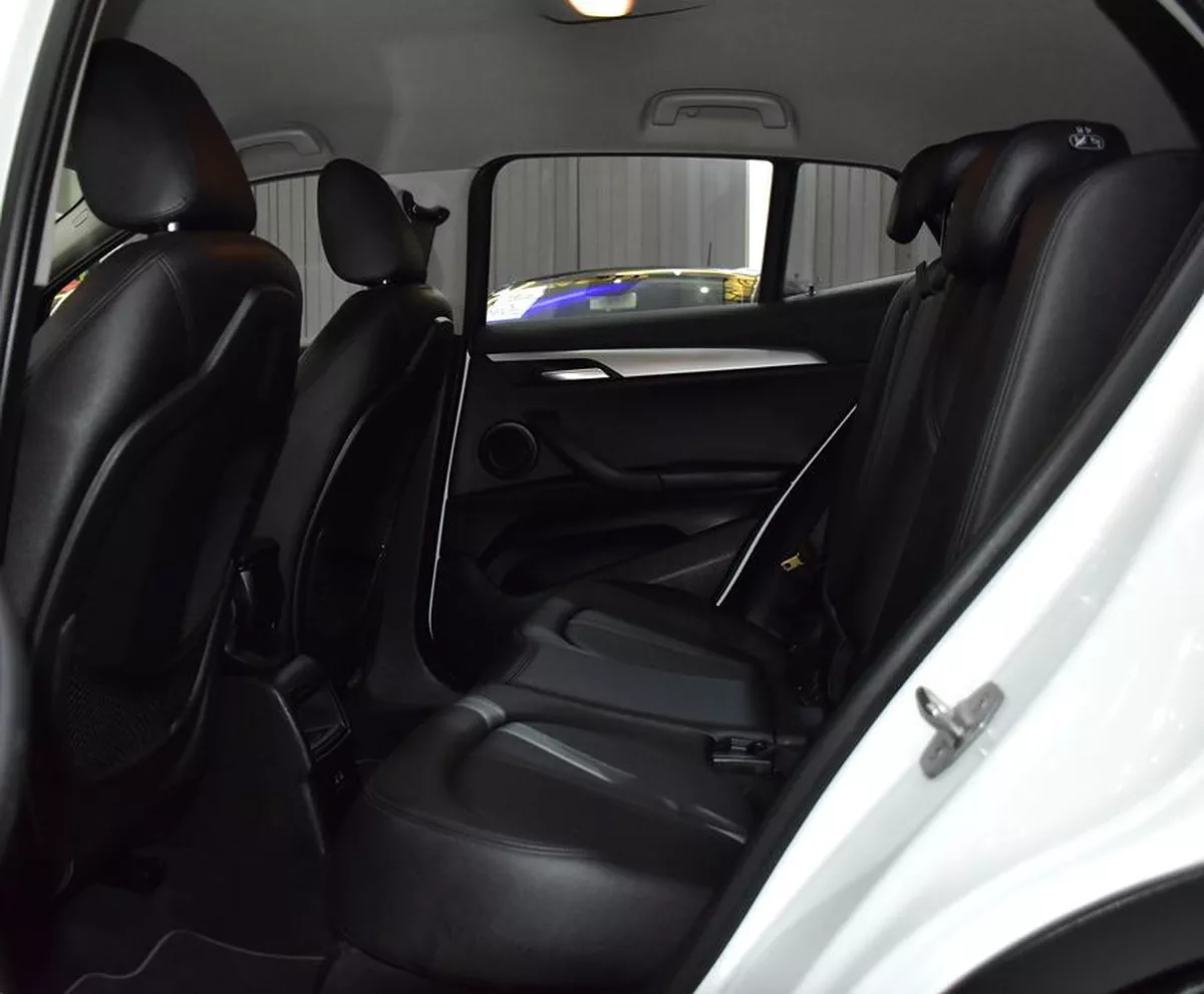 BMW X2 sDrive20i ( 2020 Model ) in White...-4-4