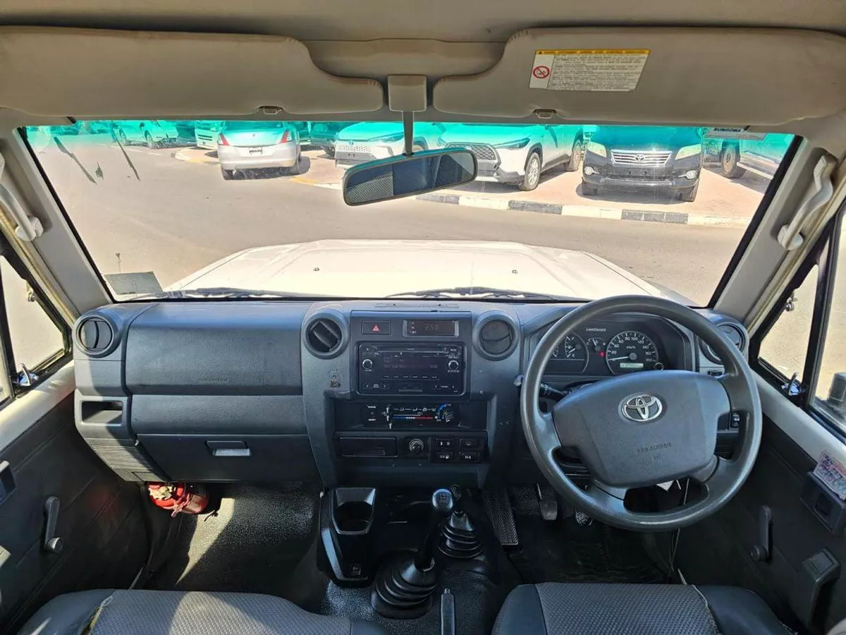 Toyota Land Cruiser 70 LC76 STD LANDCRUISER LC78 / RIGHT HAND DRIVE ONLY FOR EXPORT / 4.2L DIESEL M/T / TROOP CARRIER-9-0