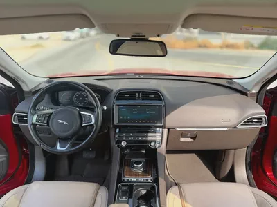 2018 Jaguar F-Pace 25T | Stunning Condition | GCC Specs-4