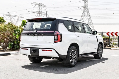 Nissan Patrol 3.5L V6 Turbo LE Titanium | GCC | Al Rusomani Warranty-19