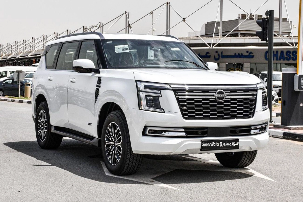 Nissan Patrol 3.5L V6 Turbo LE Titanium | GCC | Al Rusomani Warranty-1-1