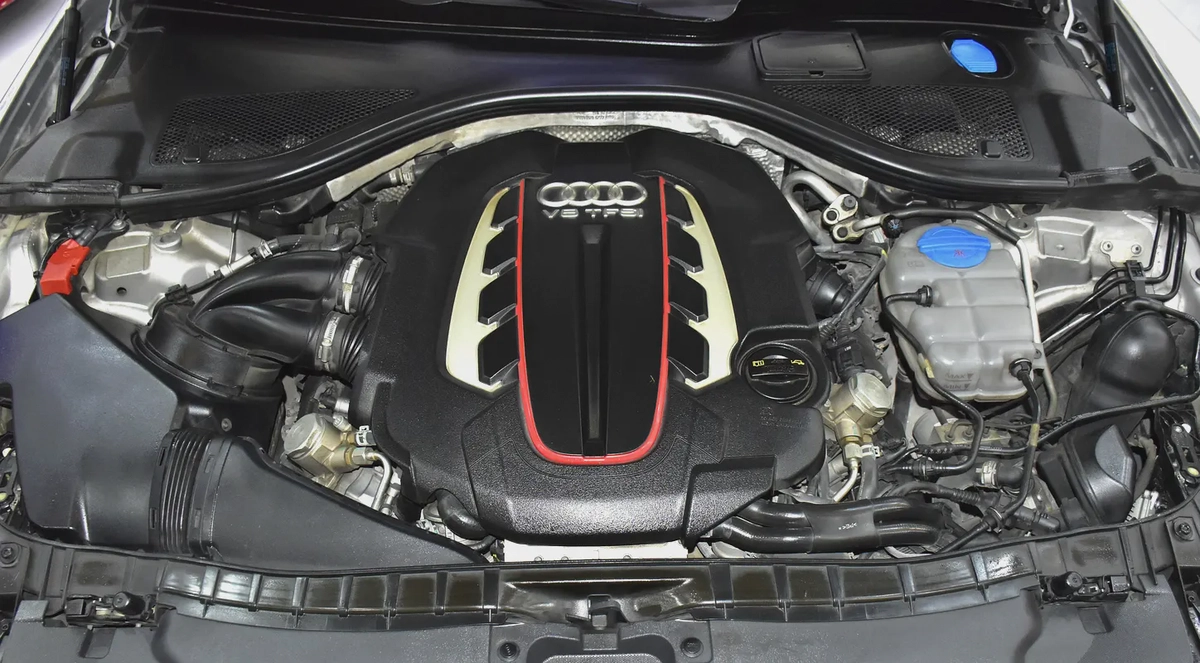 ORIGINAL PAINT ( صبغ وكاله ) Audi S6 V8 TFSi ( 2016 Model ) in Silver Color GCC Specs-17-17