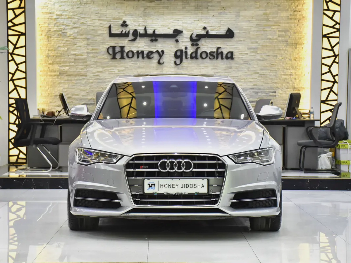 ORIGINAL PAINT ( صبغ وكاله ) Audi S6 V8 TFSi ( 2016 Model ) in Silver Color GCC Specs