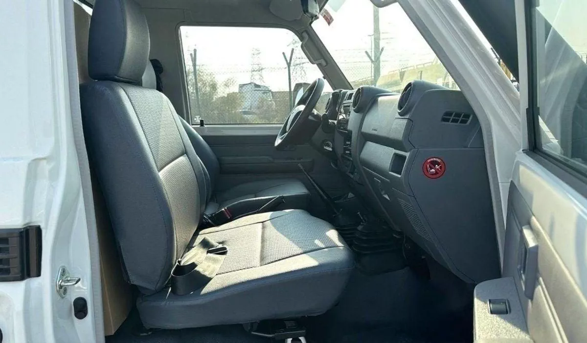 Toyota Land Cruiser Pick Up LAND CRUISER LC79 4.2L V6 DIESEL 2025 0KM-11-0